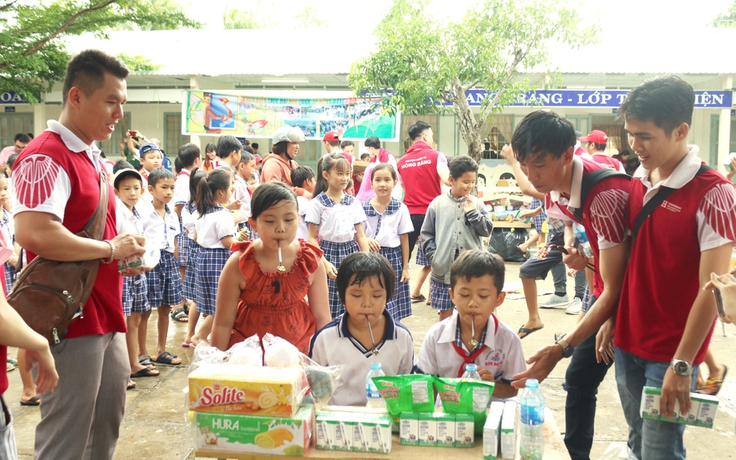 Sinh viên HIU và nghĩa cử cao đẹp trong 7 mùa trung thu qua