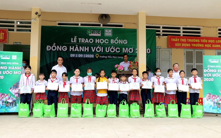 Học bổng 'Đồng hành với ước mơ': 13 năm vun đắp mầm xanh