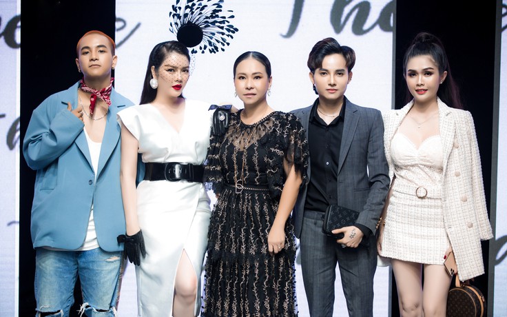 CEO Trần Viết Đạt chi 5.500 USD mua váy NTK Thanh Huỳnh làm từ thiện