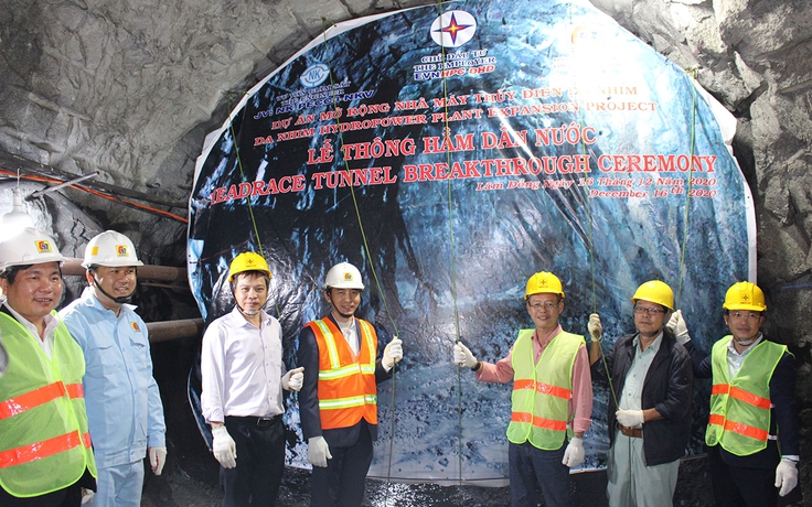 Chính thức thông hầm dẫn nước Dự án mở rộng Nhà máy Thủy điện Đa Nhim