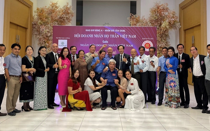 Hội Doanh nhân họ Trần VN tổ chức thành công chương trình 'Gala Ngày hội DN VN'