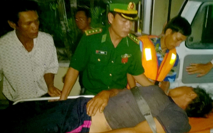 Biên phòng Quảng Nam cứu kịp thời ngư dân bị tai biến trên biển