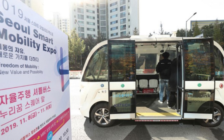 Hàn Quốc đẩy mạnh phát triển xe 'tự động cao'