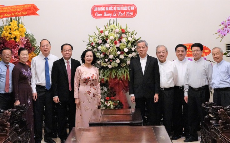 Bà Trương Thị Mai thăm, chúc Giáng sinh tại Tòa tổng giám mục TP.HCM