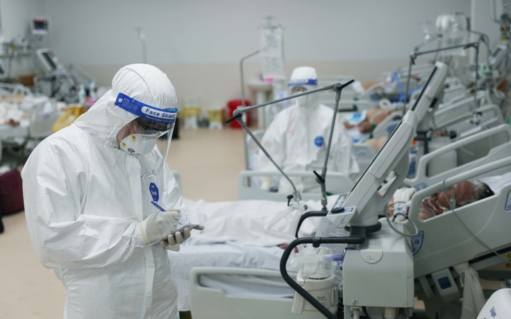 TP.HCM đề nghị Bộ Y tế hỗ trợ 5.000 nhân viên y tế để chống dịch Covid-19