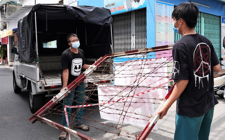 TP.HCM: Kiểm soát được dịch Covid-19, Q.Gò Vấp tính việc dỡ rào chắn, dây giăng trước hẻm