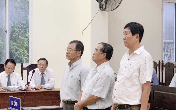 Nguyên giám đốc Sở Địa chính Bình Dương Cao Minh Huệ lãnh 12 năm tù