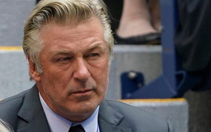 Alec Baldwin yêu cầu tòa bác đơn kiện dân sự vụ bắn chết người trên phim trường