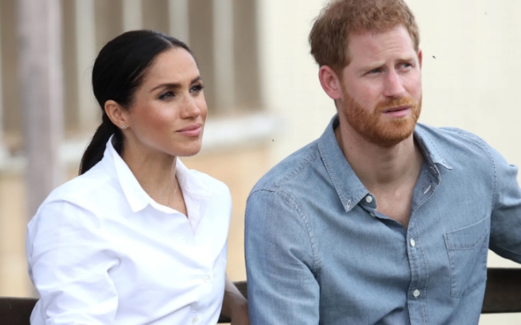 Vợ chồng Hoàng tử Harry bác bỏ lời xin lỗi của tờ The Sun vì xúc phạm Meghan Markle