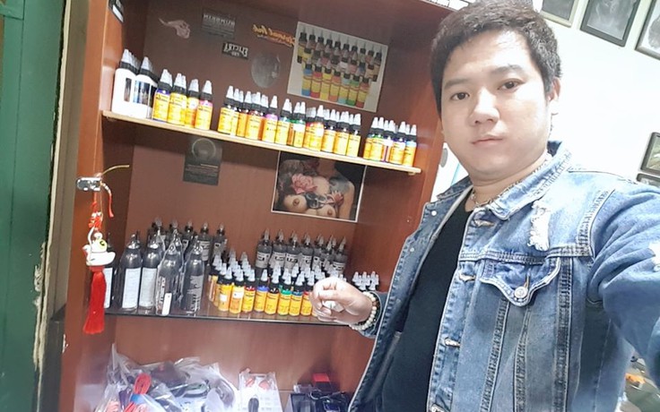 Thợ xăm Việt từ chối khách hàng trong tâm dịch Covid-19 ở Daegu