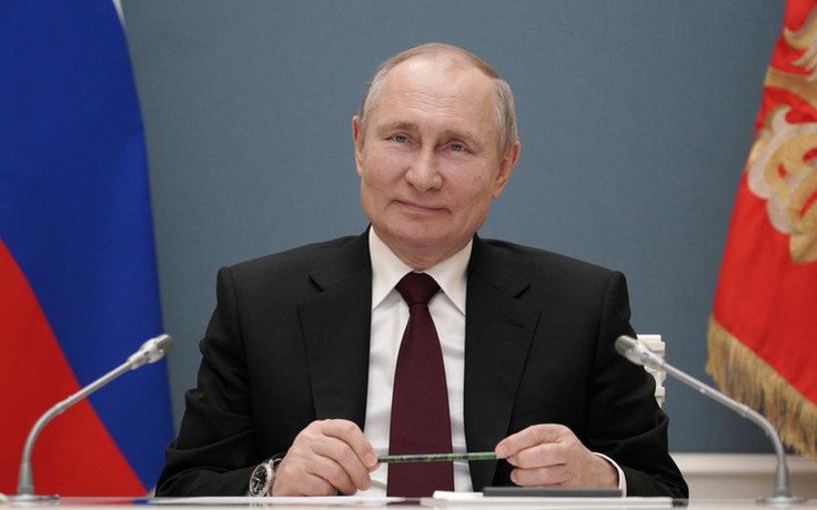 Tổng thống Putin phản pháo, nói ông Biden ‘suy bụng ta ra bụng người’