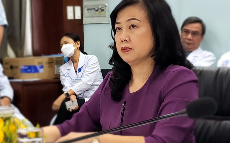 Quyền Bộ trưởng Bộ Y tế Đào Hồng Lan: Có cách nào giảm chi phí cho người dân?
