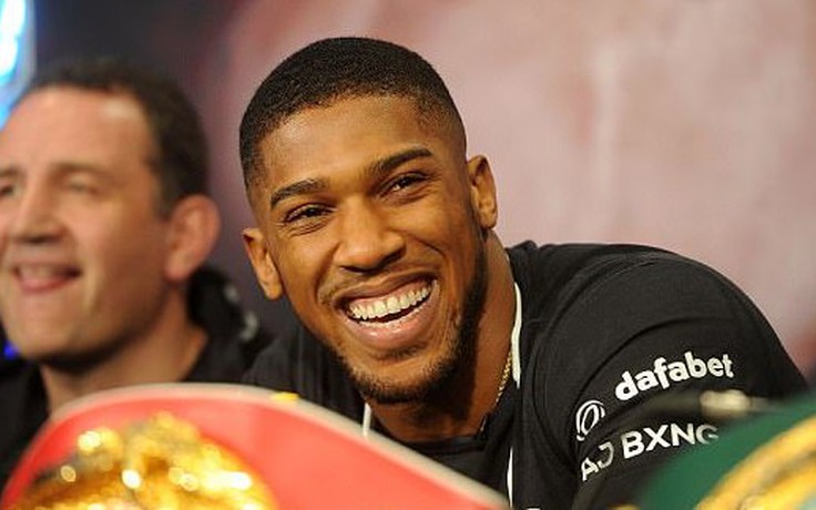 Anthony Joshua: 'Joseph Parker đáng gờm, nhưng tôi sẽ thắng'