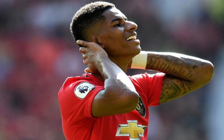 Sau Pogba, đến lượt Rashford bị phân biệt chủng tộc vì sút hỏng 11m