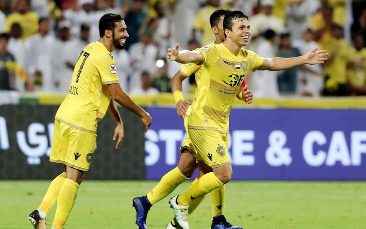 UAE hoàn tất nhập tịch chân sút ngoại 'khủng' thứ 3: Khó cho tuyển Việt Nam!