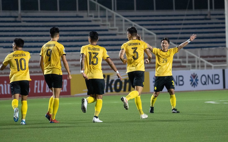 ” Bàn tay của Chúa” ghi bàn lộ liễu gây phẫn nộ ở AFC Cup