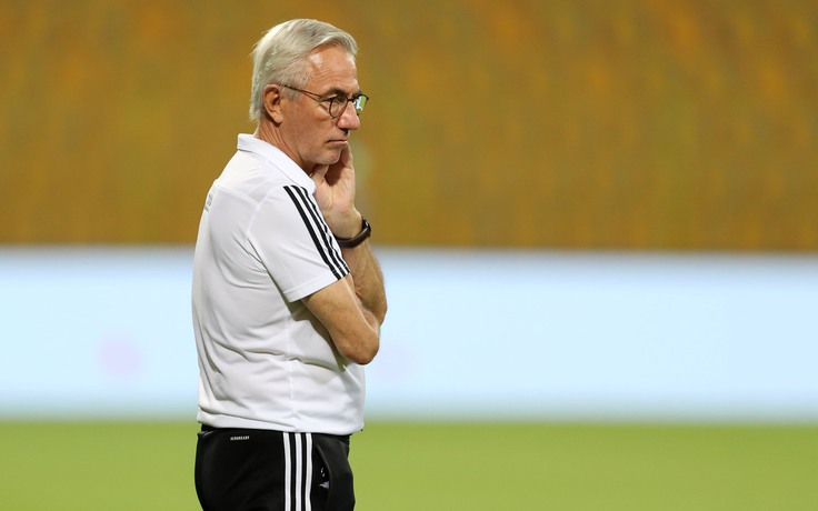 HLV UAE, Bert van Marwijk: ‘Chơi cẩu thả và chủ quan sẽ thua đội tuyển Việt Nam’