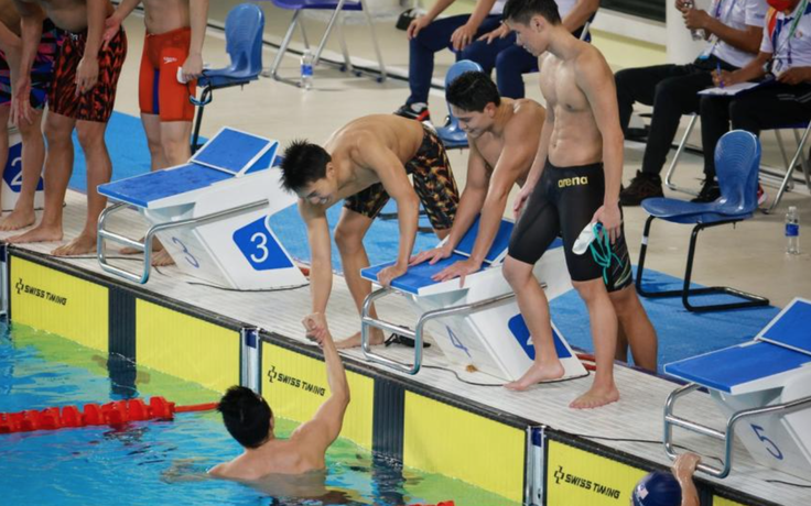 Báo Singapore cay đắng với thất bại của Joseph Schooling trước đội bơi tiếp sức Việt Nam