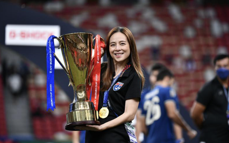 Madam Pang ra lệnh tuyển Thái Lan phải vô địch King's Cup khi gọi đội hình mạnh