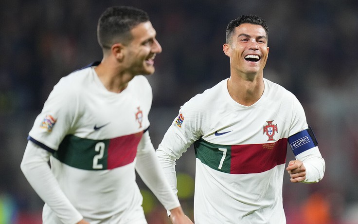 Cristiano Ronaldo không ghi bàn trong chiến thắng đậm của Bồ Đào Nha