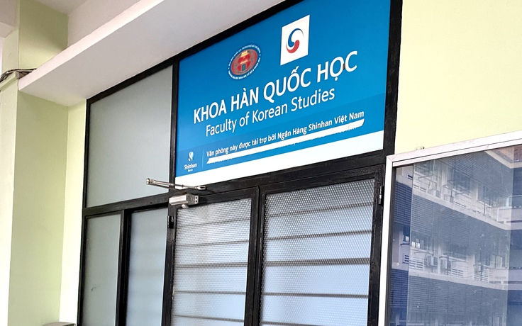 12 giảng viên khoa Hàn Quốc học xin nghỉ việc, 600 sinh viên có bị ảnh hưởng?