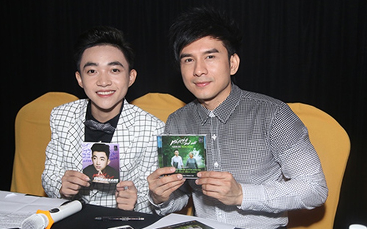 Đan Trường tự hào khoe album đầu tay của học trò cưng Trung Quang