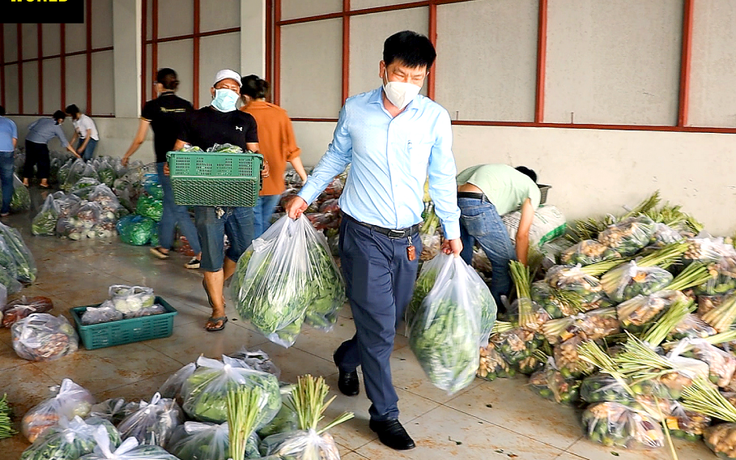 Siêu thị mỹ phẩm phải bán rau trong đại dịch vẫn liên tục mở rộng