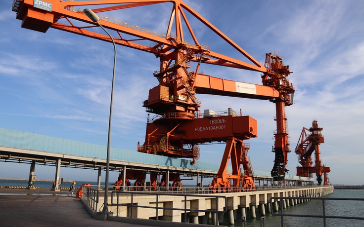 Tàu quốc tịch Liberia chở 59.500 tấn than bị mắc cạn ở Bình Thuận
