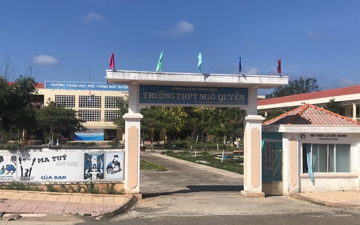 Sở GD-ĐT Bình Thuận ủng hộ phương án thuê máy bay chuyển đề thi ra đảo Phú Quý