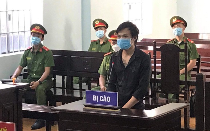 Bình Thuận: Một năm tù cho kẻ chống người thi hành nhiệm vụ ở chốt kiểm dịch