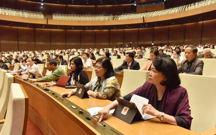 Không cấp hộ chiếu ngoại giao cho uỷ viên ban thường vụ các tỉnh, thành uỷ