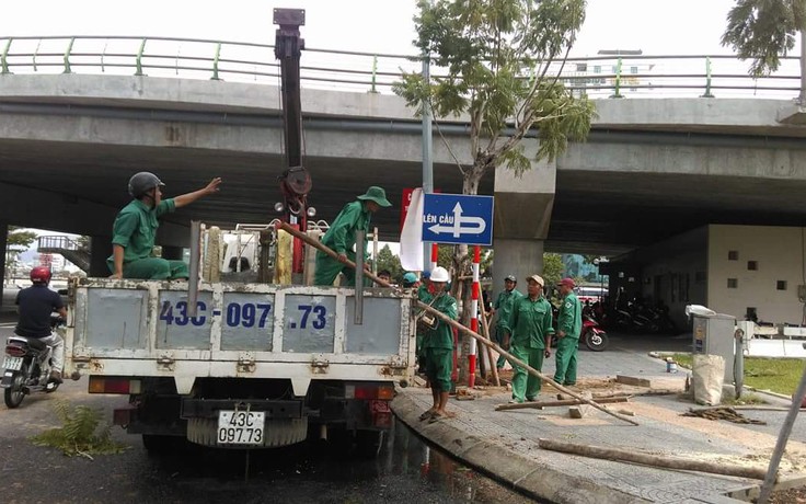 Đà Nẵng: Bắt tay vào dọn dẹp sau bão