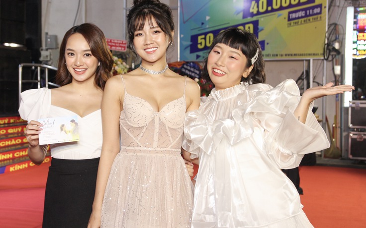 Kaity Nguyễn xinh đẹp rạng rỡ đến mừng bạn thân ra mắt phim