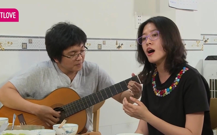 'Cô gái hát nhạc Trịnh' Hoàng Trang tiết lộ chuyện tình với bạn trai hơn 12 tuổi