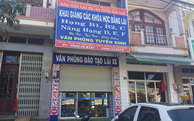 Trung tá công an ký bừa, đưa người mạo danh mở văn phòng 'đào tạo lái xe'