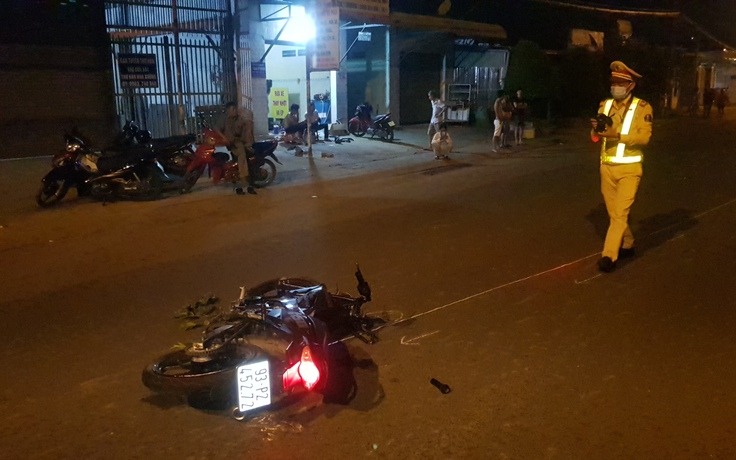 Bình Phước: Xe máy tông dải phân cách giữa đường khiến 1 người tử vong