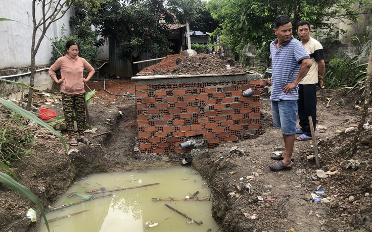 Bình Phước: Bé trai 7 tuổi đuối nước tử vong dưới hố sau nhà