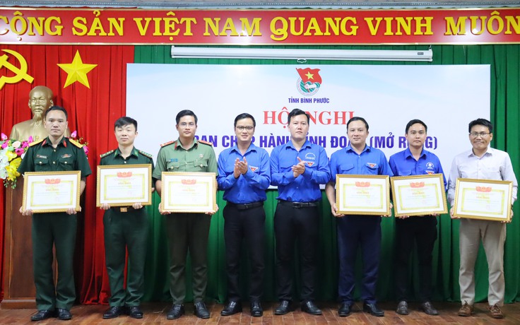 Nhiều công trình thiết thực của tuổi trẻ Bình Phước hướng về cộng đồng Nhiều công trình thiết thực của tuổi trẻ Bình Phước hướng về cộng đồng