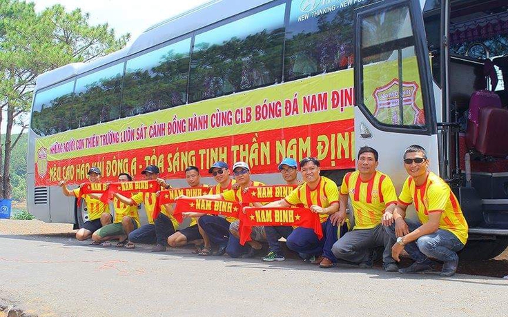 Cổ động viên Hải Phòng - Nam Định cam kết không đốt pháo sáng trên sân Mỹ Đình