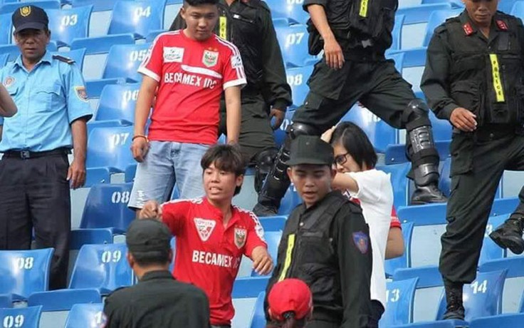 Nỗi lo từ nhóm 'Contras, Ultras' ở bóng đá Việt Nam