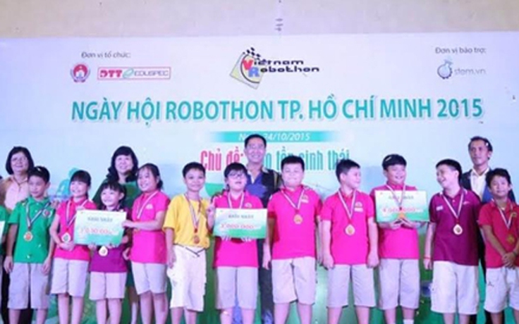 Trường tiểu học Lê Ngọc Hân 'đại thắng' tại Ngày hội Robothon