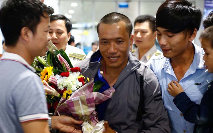 Trở về từ sào huyệt cướp biển