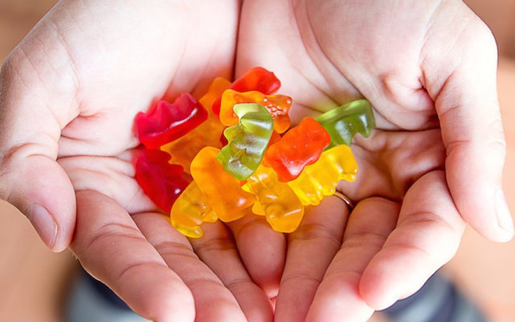 Những tác hại của việc lạm dụng kẹo vitamin gummy