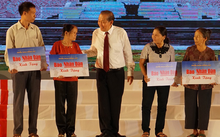 Phó thủ tướng Trương Hòa Bình dự chương trình nghệ thuật Huyền thoại Đồng Lộc