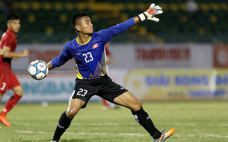 Cựu thủ môn U.22 Việt Nam không được chữa trị sau 3 tháng chấn thương