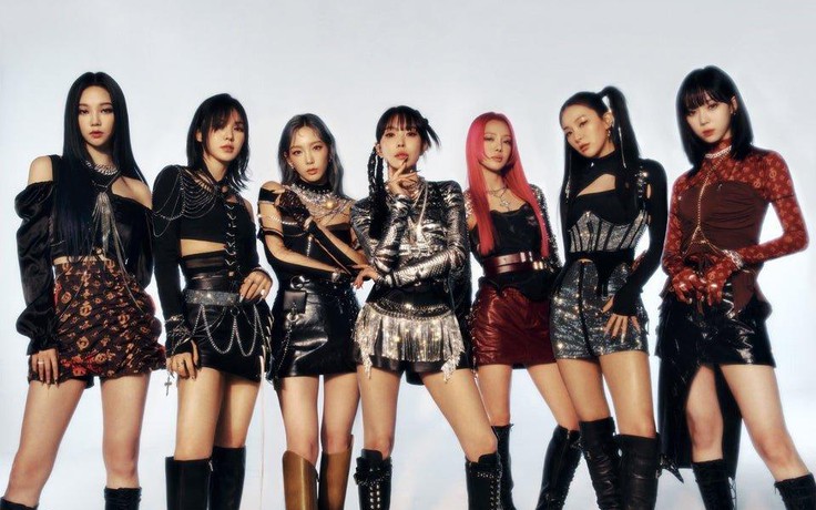SM hé lộ nhóm nhạc nữ đặc biệt Girls On Top