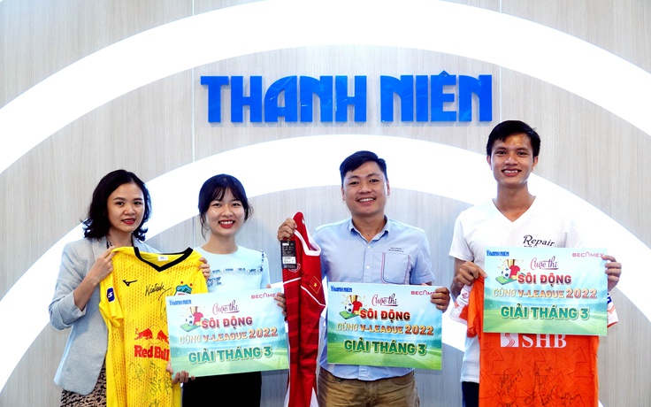 3 bạn đọc đoạt cú đúp giải thưởng cuộc thi 'Sôi động cùng V-League 2022'