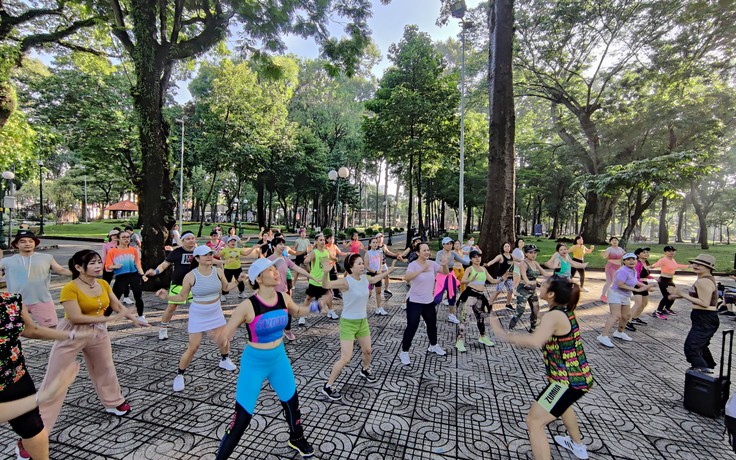 Vui khỏe với Zumba miễn phí sáng chủ nhật hằng tuần