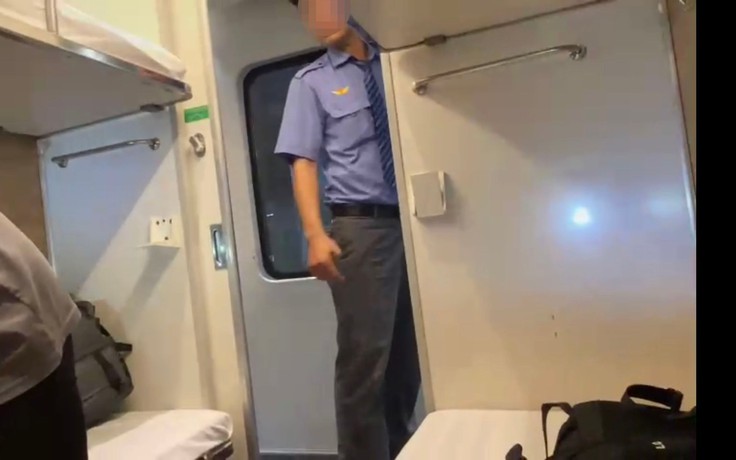 Nhân viên đường sắt bảo kê khách lậu, thu vé “chui”