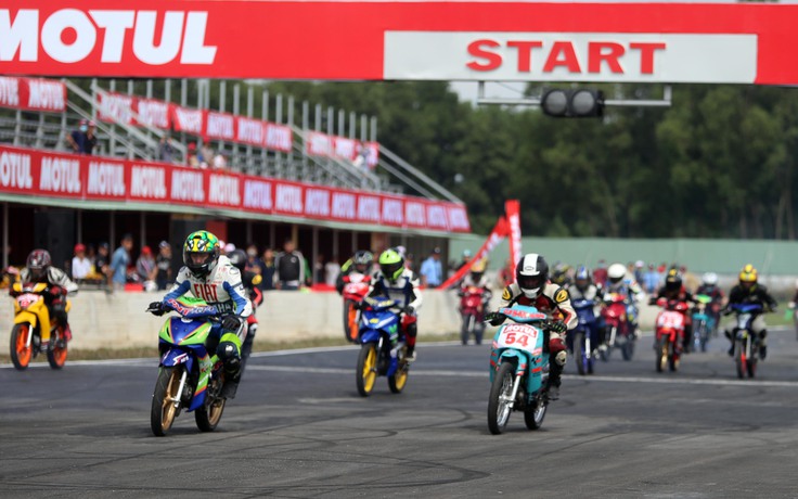 Sôi động giải Motul Racing Cup 2016